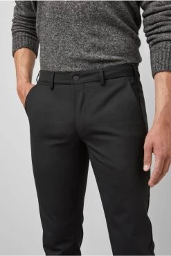Pantalone Nero In Lana Bi-stretch M5 By Meyer Modern Fit