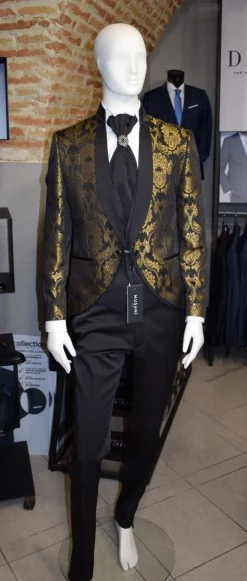 Musani Uomo Abito Musani Damascato Ecru Con Panciotto Cravatta E Papillon -Meyer Shop 0 7f7d8c89 1700