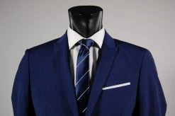 Abito Slim Fit John Barritt Blu Marine Due Bottoni Petto A Lancia -Meyer Shop 0 9765a779 1600