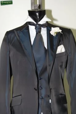 Abito Blu Slim Fit Luciano Soprani Cerimonia Con Panciotto E Cravatta -Meyer Shop 0 c9836dec 1700