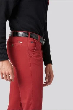 Pantalone Rosso Meyer In Cotone Stretch Regular Fit -Meyer Shop 0 cc1b5393 1200