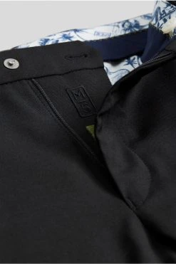 Pantalone Nero In Lana Bi-stretch M5 By Meyer Modern Fit -Meyer Shop 0 e7b369bb 1200