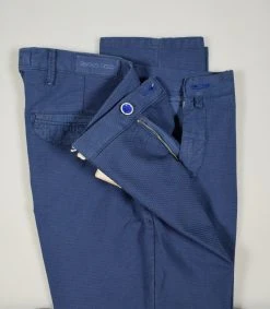 Pantalone Slim Fit In Cotone Operato Quota Otto In Quattro Colori