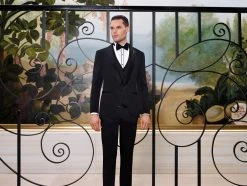 Baggi Men Abito Elegante Slim Fit Con Collo A Scialle Completo Di Gilet E Papillon -Meyer Shop 998 157b4fd4 1700